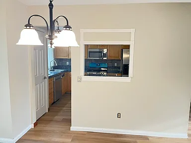 Kitchen breakfast bar and sink area